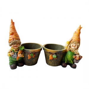  Carrot head boy and girl figurine Pot